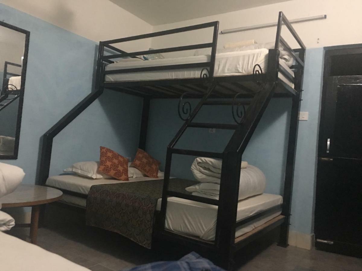 Bnb Royal Tourist House Κατμαντού Εξωτερικό φωτογραφία